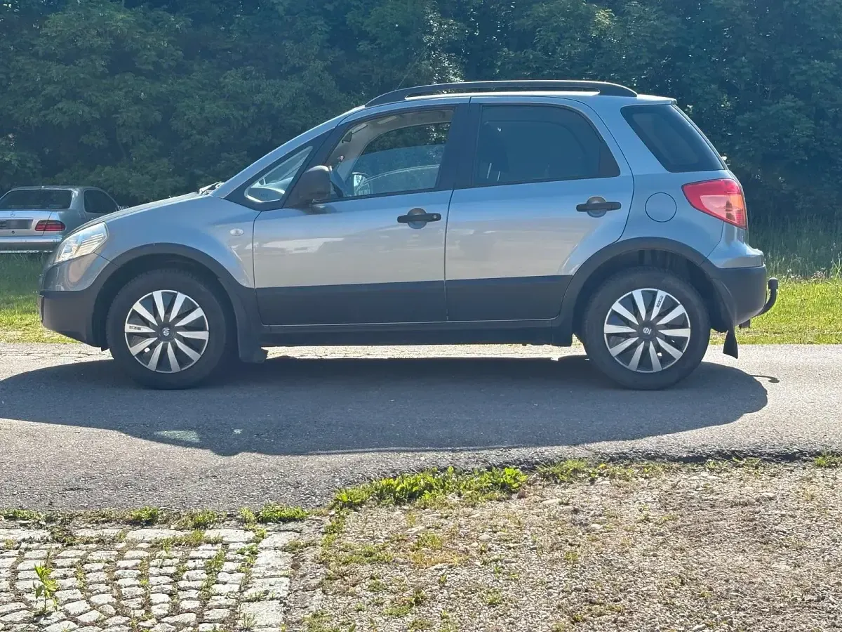 Gebraucht Fiat Sedici 107 PS (78 kW) 2008 Grau SUV
