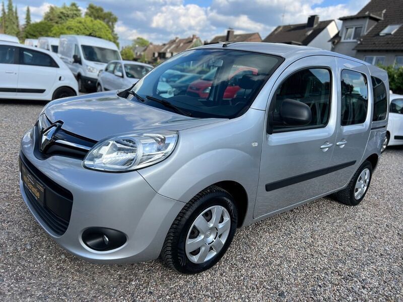 Grau Gebraucht 2014 Renault Kangoo Happy Family Van / Kleinbus | 6.999 € (Etwas zu teuer) - Bild 1/4