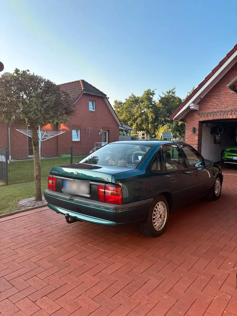 Gebraucht Opel Vectra 75 PS (55 kW) 1995 Grün Limousine