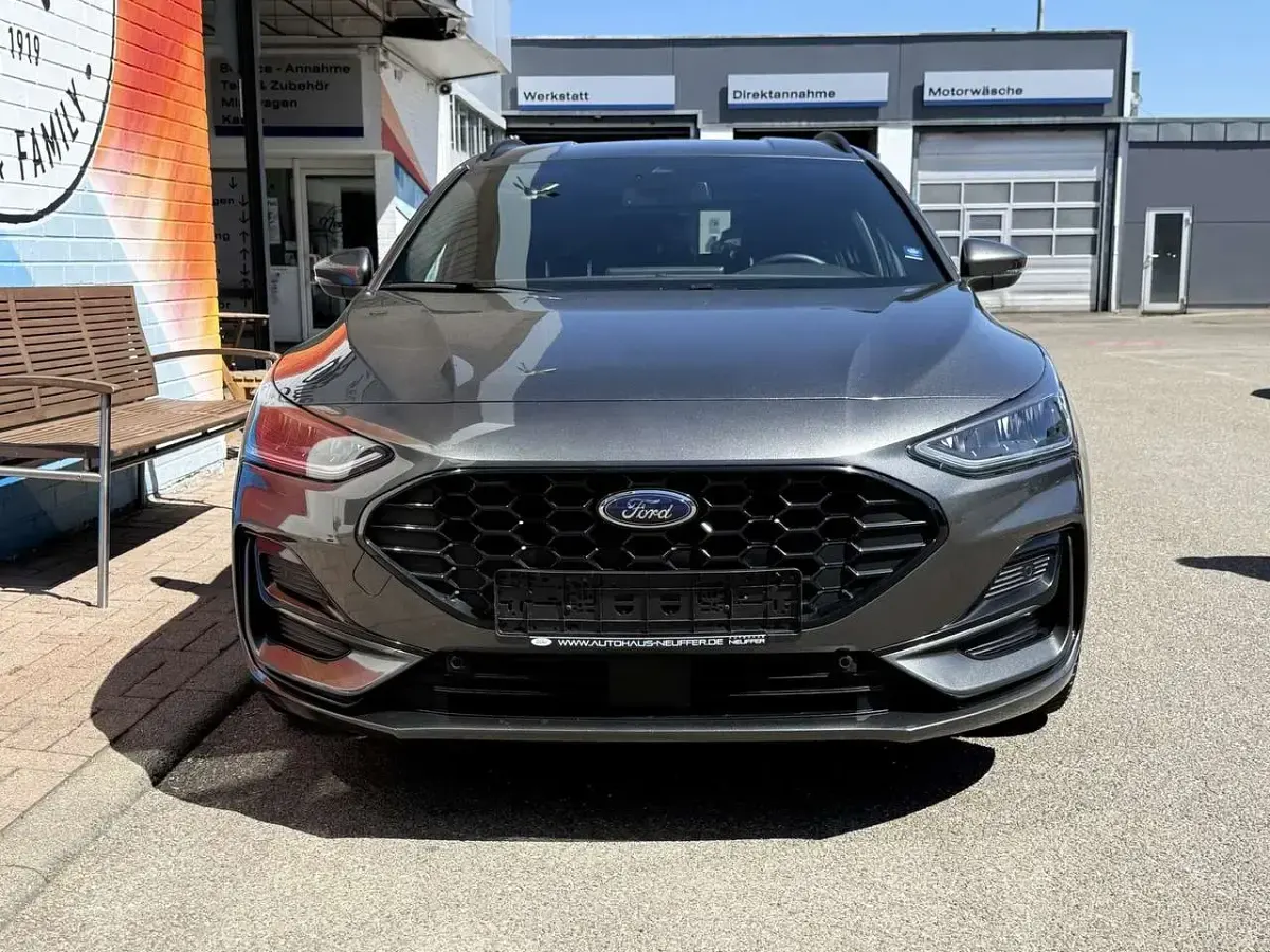 Usata Ford Focus ST-Line 155 CV (114 kW) 2024 Grigio Station wagon