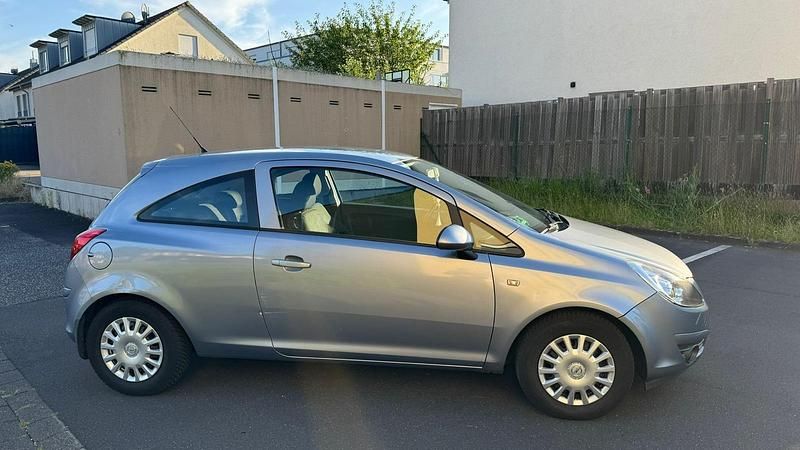 Second-hand Opel Corsa 80 CP (58 kW) 2007 Gri Hatchback
