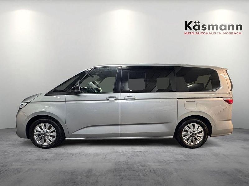 Gebraucht VW Multivan Basis 150 PS (110 kW) 2022 Reflexsilber metallic Van