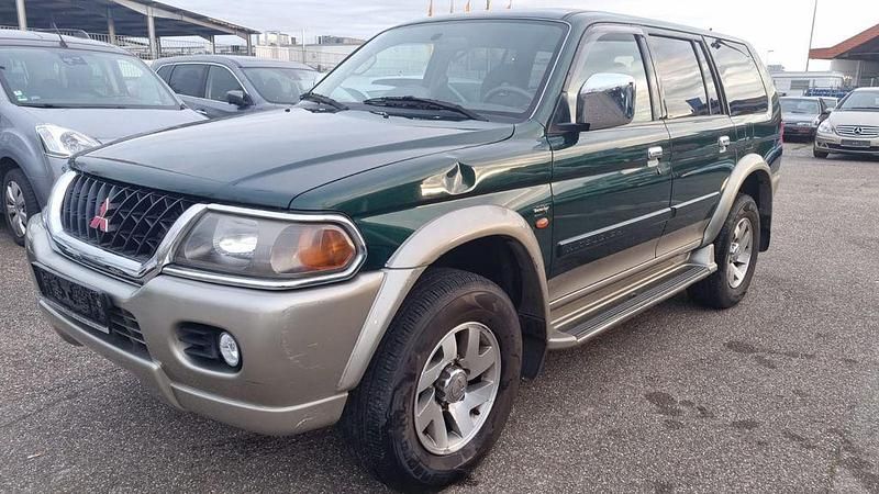 Gebraucht Mitsubishi Pajero 177 PS (130 kW) 2001 Grün SUV