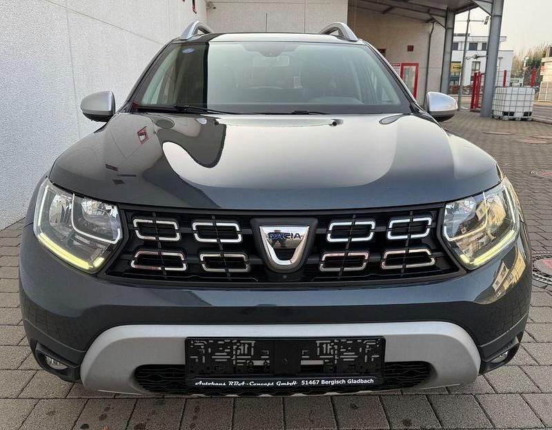 Gebraucht Dacia Duster Prestige 114 PS (83 kW) 2019 Grau SUV