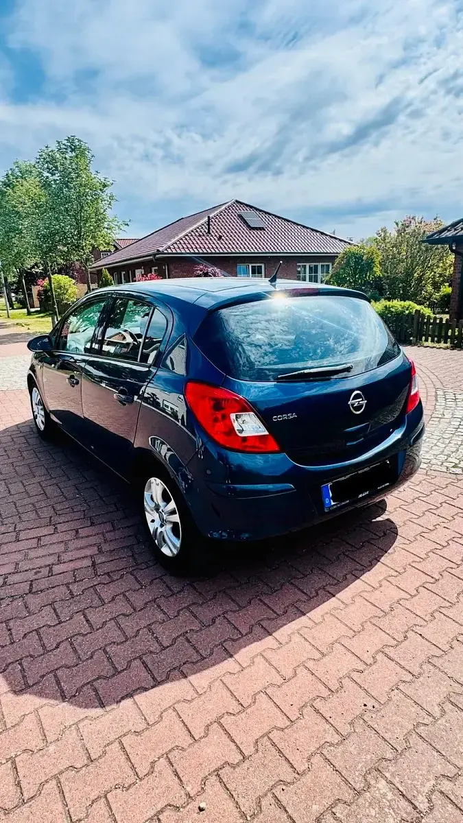 Second-hand Opel Corsa 87 CP (63 kW) 2012 Albastru Hatchback