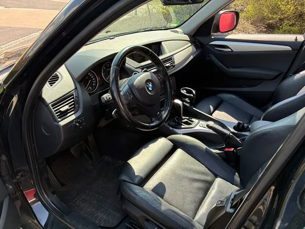 Gebraucht BMW X1 xLine 204 PS (150 kW) 2011 Schwarz SUV