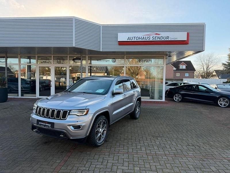 Silber Gebraucht 2018 Jeep Grand Cherokee Limited SUV | 25.990 € (Fairer Preis) - Bild 1/4