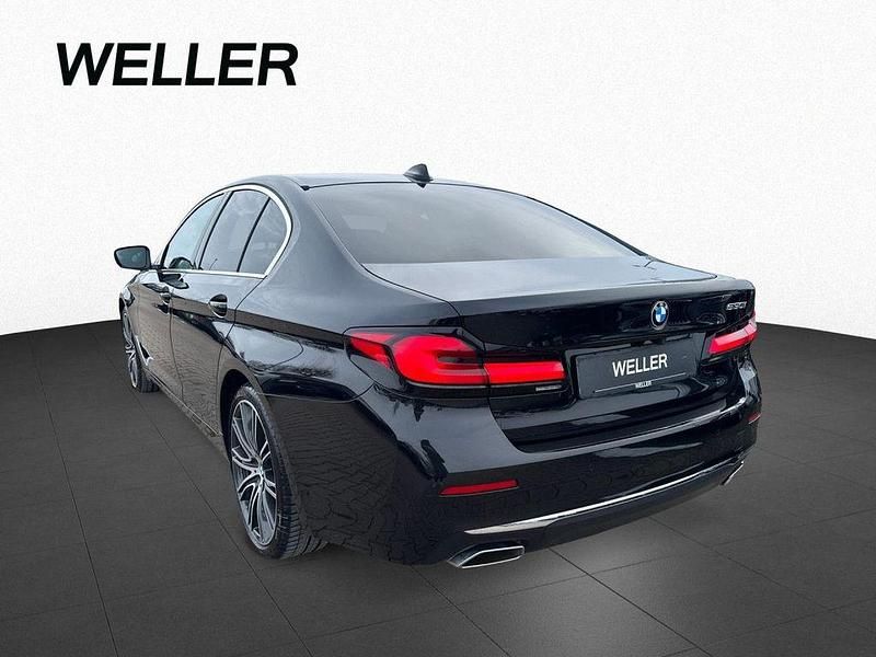 Gebraucht BMW 530 Luxury Line 245 PS (180 kW) 2023 Black sapphire (schwarz) Limousine