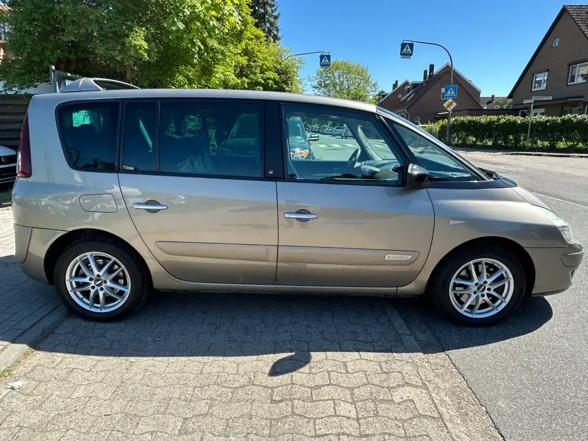 Occasion Renault Espace 173 ch (127 kW) 2011 Doré Monospace