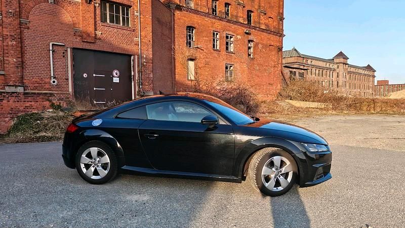 Gebraucht Audi TT Design 230 PS (169 kW) 2017 Schwarz Coupé
