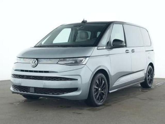 Gebraucht VW Multivan Life 150 PS (110 kW) 2025 Monosilber metallic/deep black Van