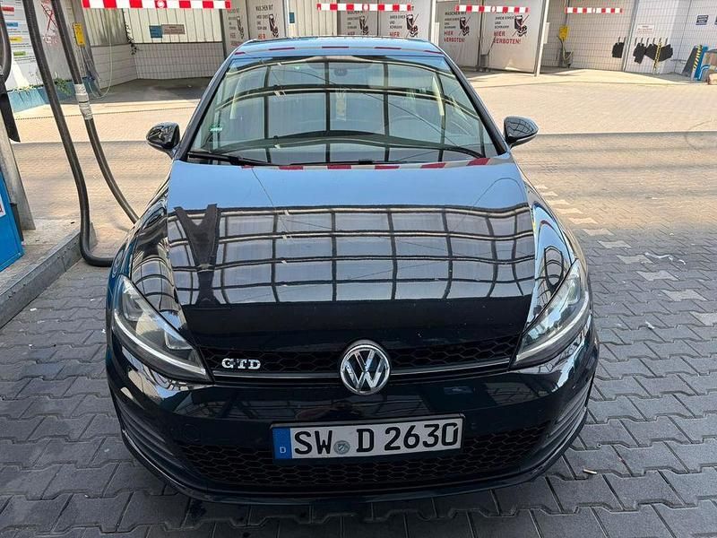 Schwarz Gebraucht 2013 VW Golf VII Comfortline Kombi | 8.500 € (Etwas zu teuer) - Bild 1/4