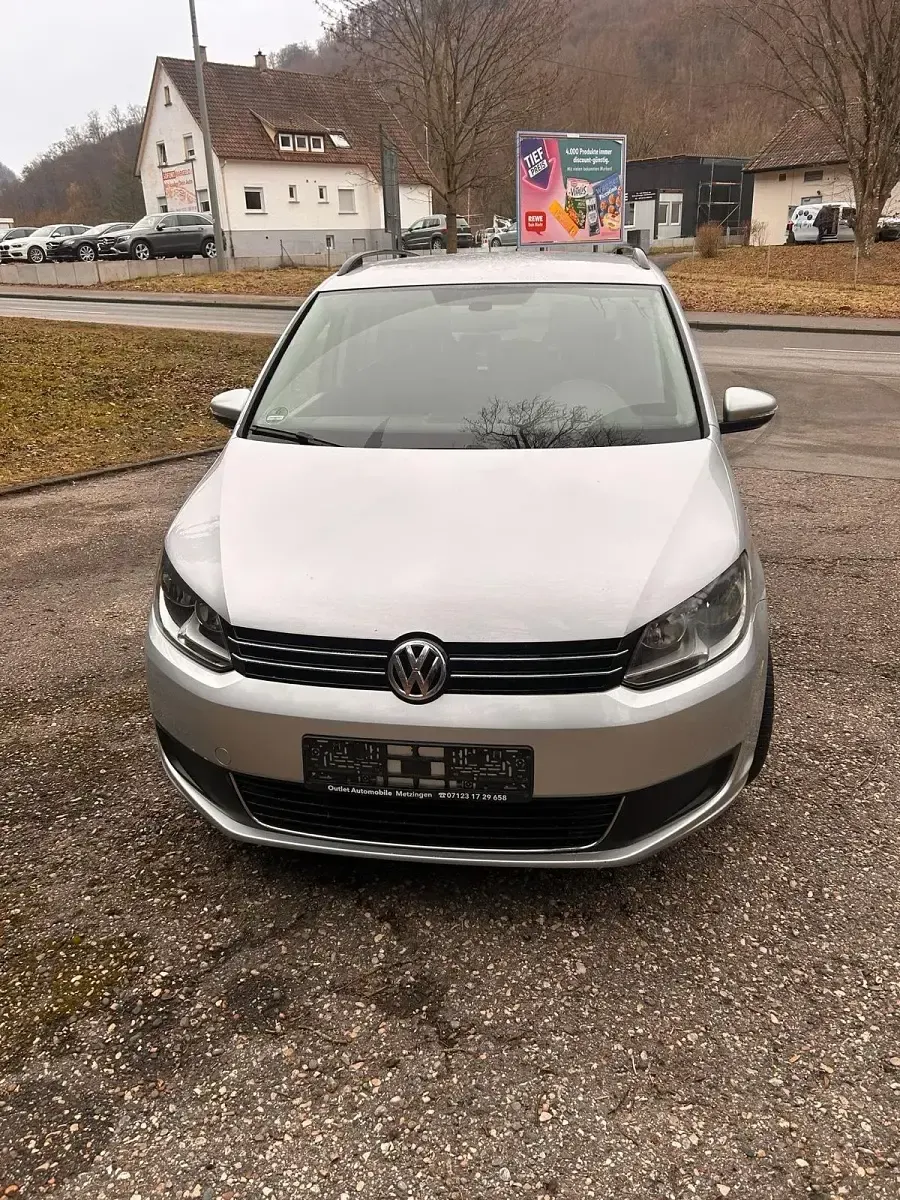 Gebraucht VW Touran 138 PS (101 kW) 2013 Silber Van / Kleinbus
