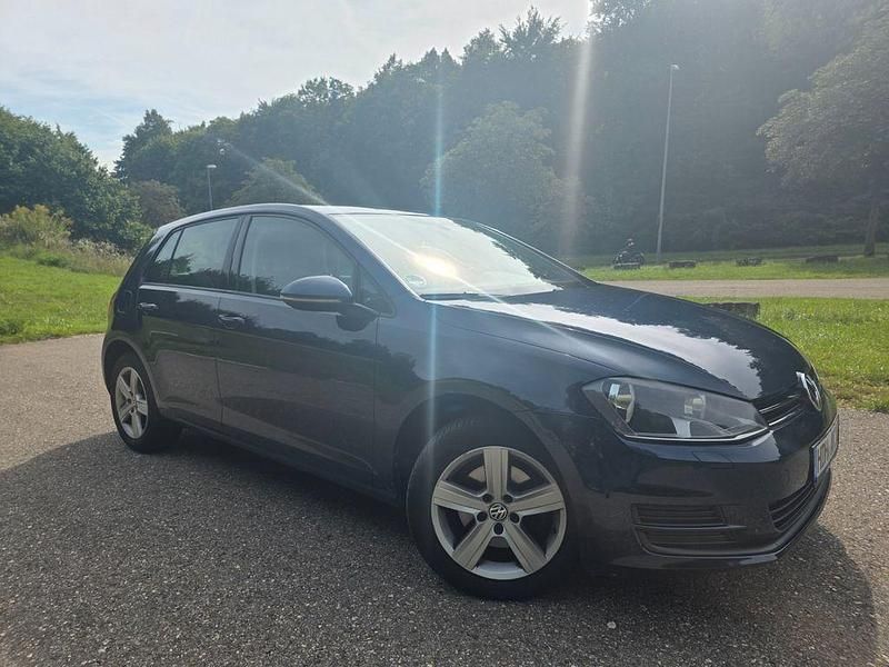 Blau Gebraucht 2012 VW Golf VII Limousine | 9.800 € (Fairer Preis) - Bild 1/4