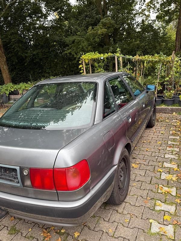 Silber Gebraucht 1993 Audi 80 Limousine | 2.100 € - Bild 1/4