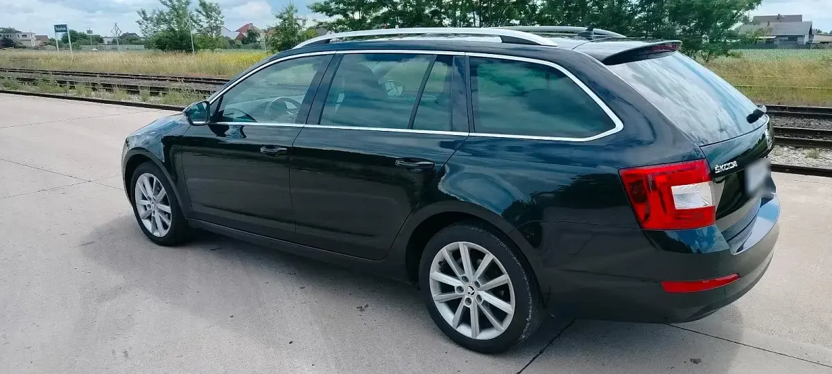 Gebraucht Skoda Octavia 150 PS (110 kW) 2016 Schwarz Kombi