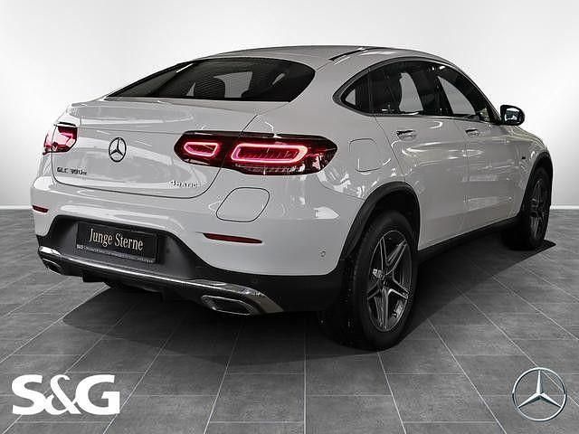 Gebraucht 2021 Mercedes GLC300e | 41.890 € (Teuer) - Bild 1/4