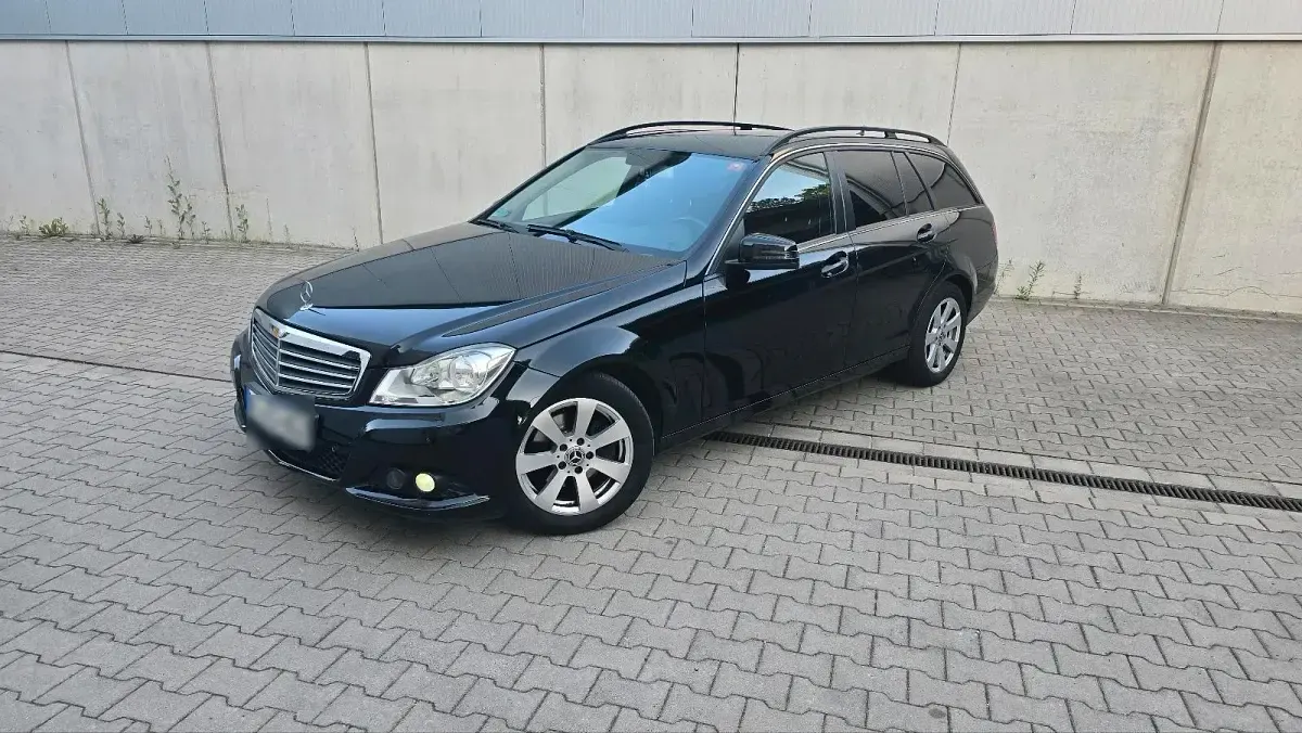 Gebraucht Mercedes C200 136 PS (100 kW) 2012 Schwarz Kombi
