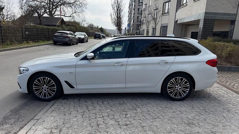 Gebraucht BMW 520 Performance 190 PS (139 kW) 2017 Weiß Kombi