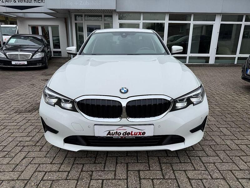 Gebraucht BMW 320 Advantage 190 PS (139 kW) 2020 Weiß Limousine