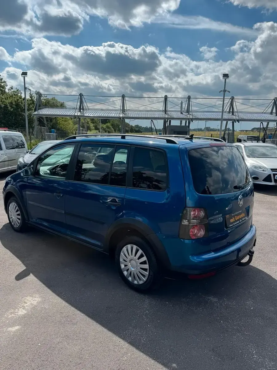 Gebraucht VW Touran Cross 140 PS (102 kW) 2007 Blau Van / Kleinbus