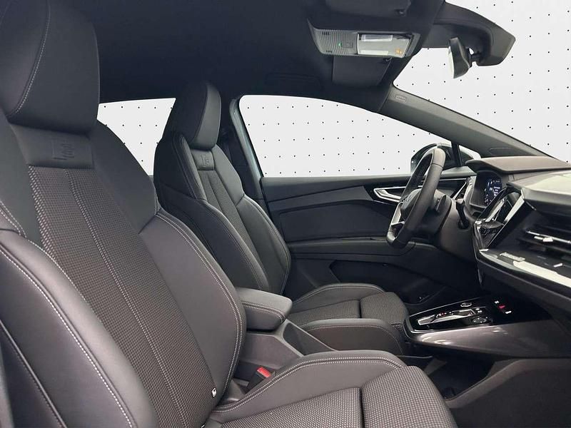 Gebraucht Audi Q4 e-tron S-Line 210 kW (286 PS) 2025 Geysirblau metallic SUV