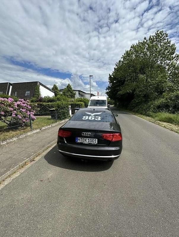 Gebraucht Audi A8L 351 PS (258 kW) 2010 Limousine