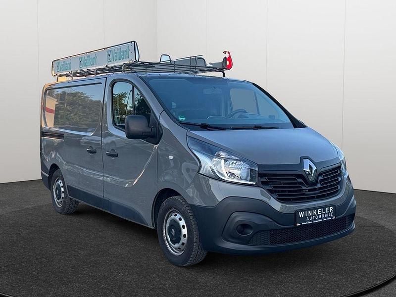 Gebraucht Renault Trafic Komfort 95 PS (69 kW) 2016 Van / Kleinbus
