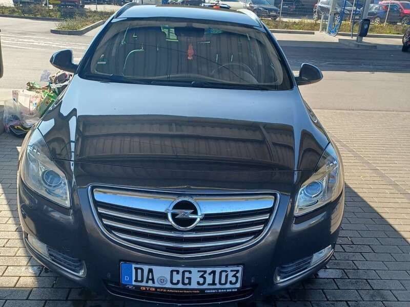 Grau Gebraucht 2012 Opel Insignia Edition Kombi | 3.600 € (Fairer Preis) - Bild 1/4
