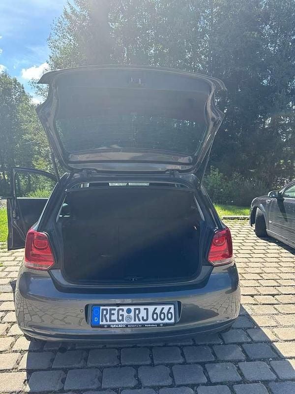 Gebraucht VW Polo 105 PS (77 kW) 2011 Grau Kleinwagen