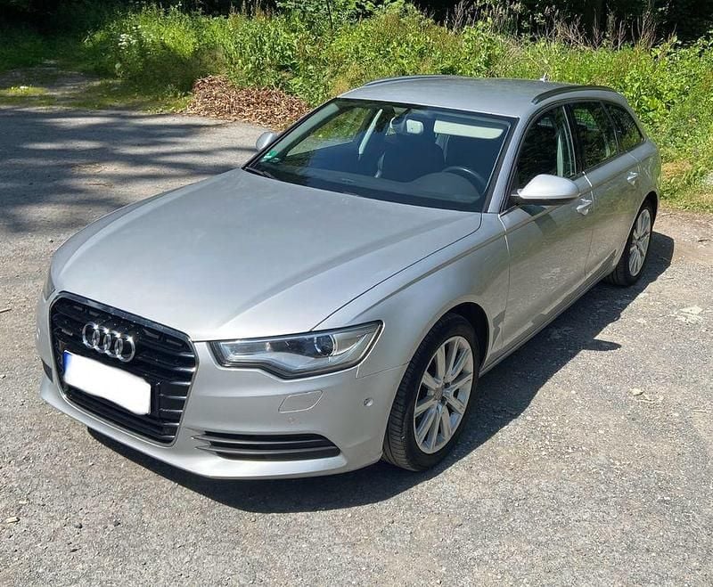 Silber Gebraucht 2014 Audi A6 Ambiente Kombi | 11.250 € (Guter Preis) - Bild 1/4