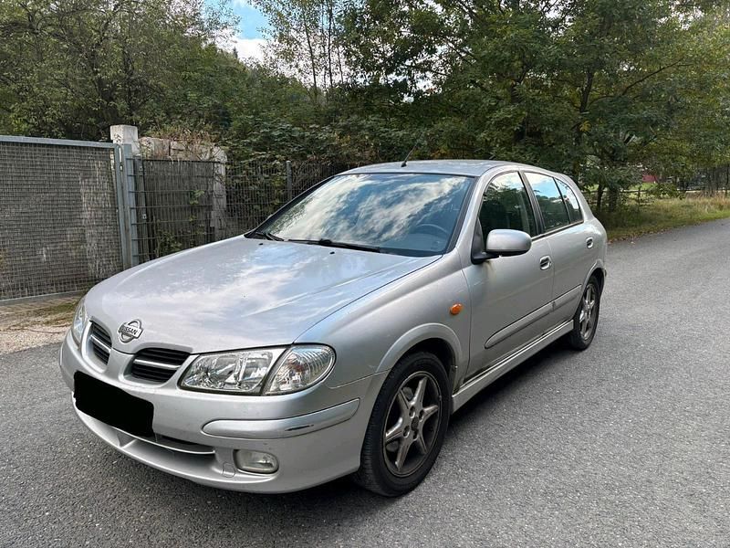 Silber Gebraucht 2002 Nissan Almera Limousine | 900 € (Guter Preis) - Bild 1/4