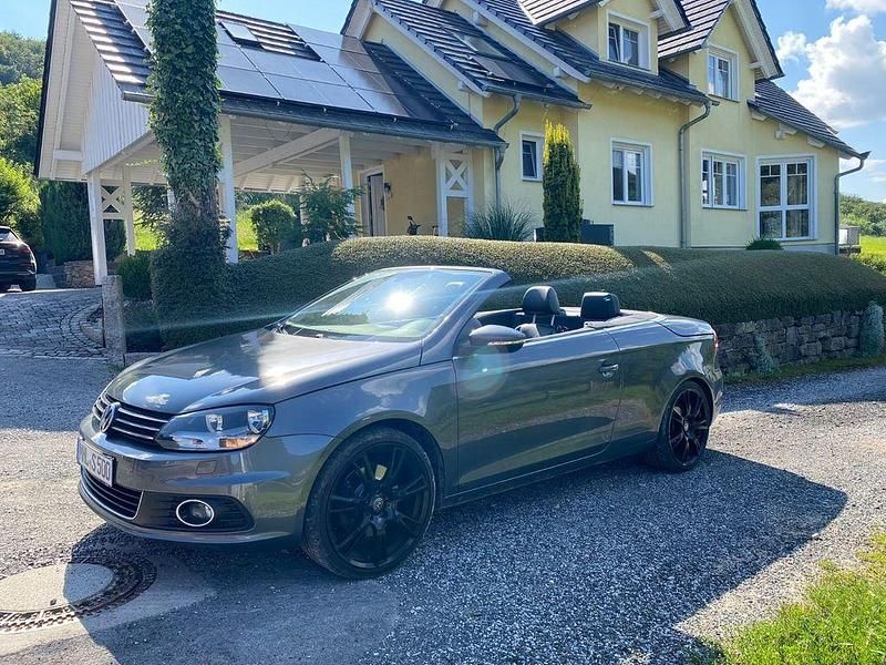 Grau Gebraucht 2011 VW Eos Cabrio | 10.499 € (Etwas zu teuer) - Bild 1/4