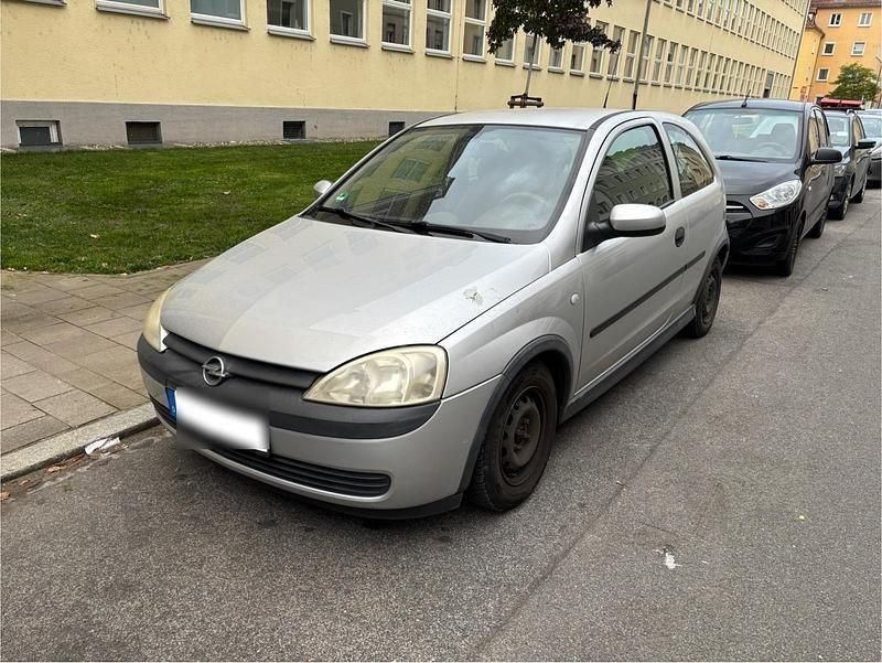 Silber Gebraucht 2002 Opel Corsa Kleinwagen | 1.450 € (Fairer Preis) - Bild 1/4