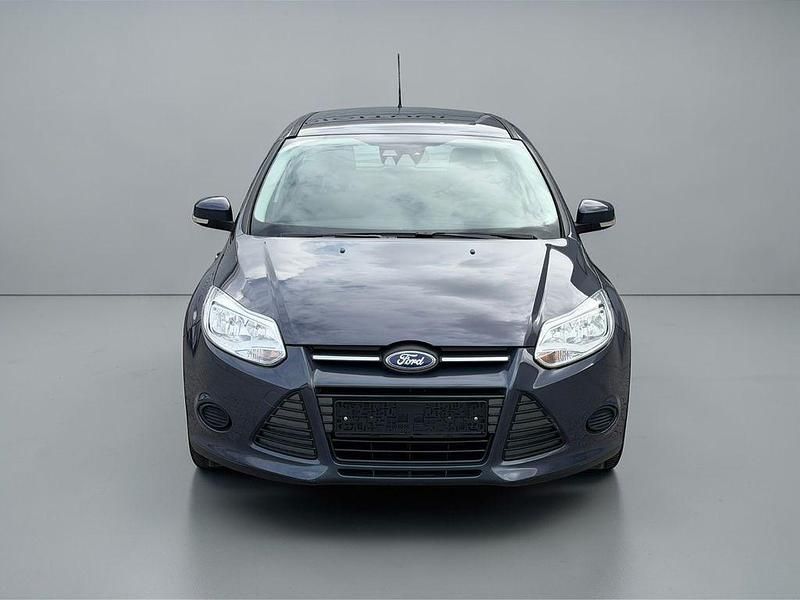 Gebraucht Ford Focus Trend 101 PS (74 kW) 2013 Kombi