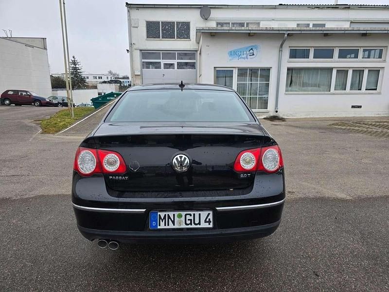 Gebraucht VW Passat Highline 200 PS (147 kW) 2009 Limousine
