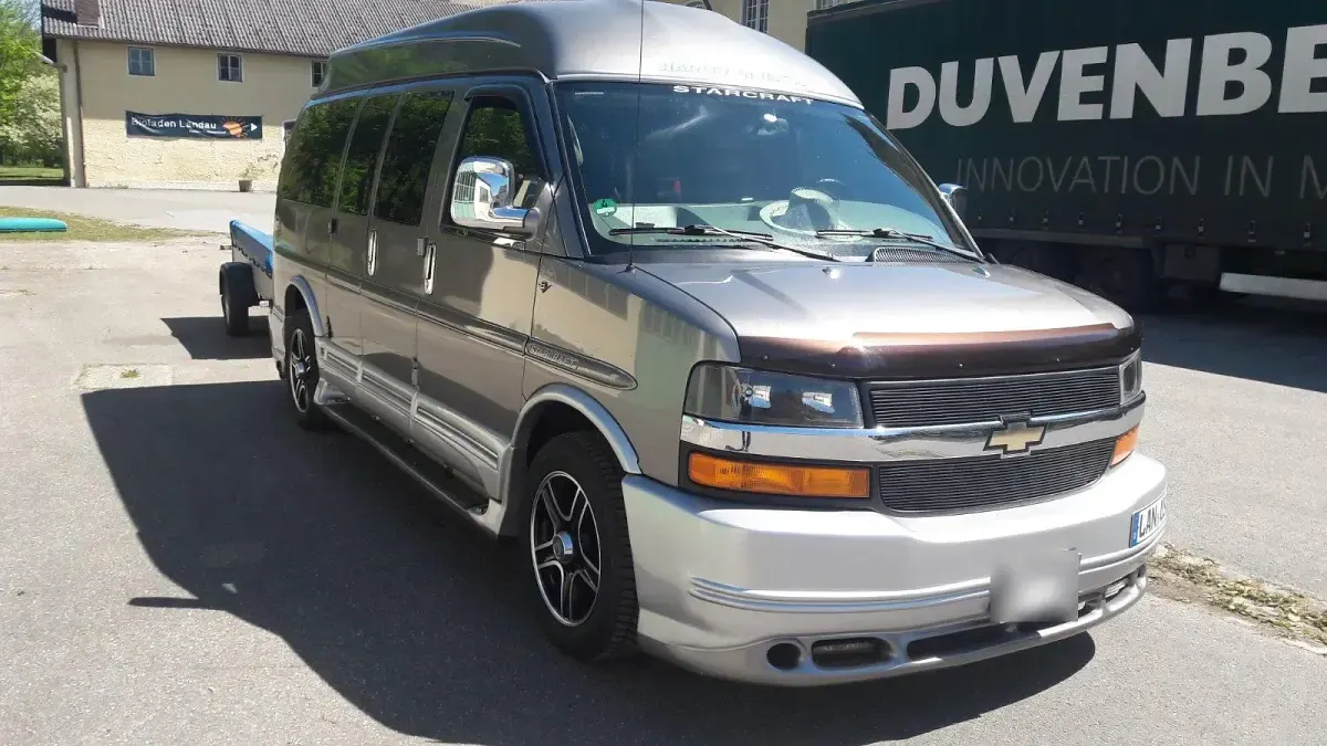 Gebraucht Chevrolet Express 290 PS (213 kW) 2007 Grau Van