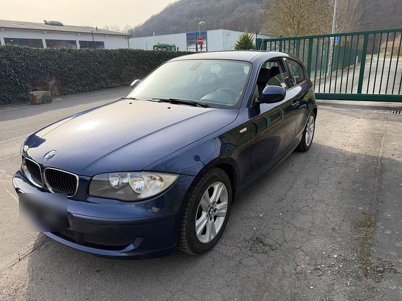 Gebraucht BMW 118 143 PS (105 kW) 2010 Blau Kleinwagen