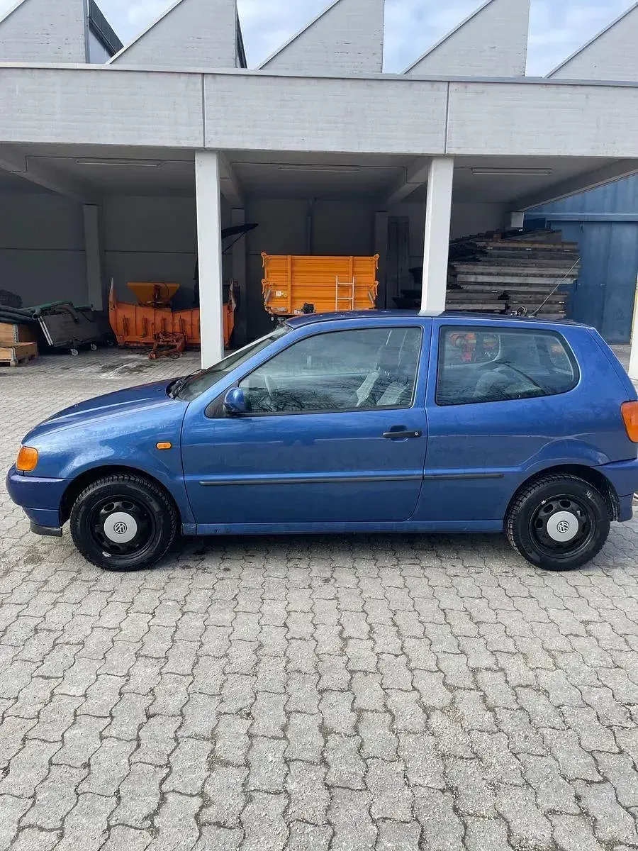 Gebraucht VW Polo Basis 60 PS (44 kW) 1997 Blau Limousine