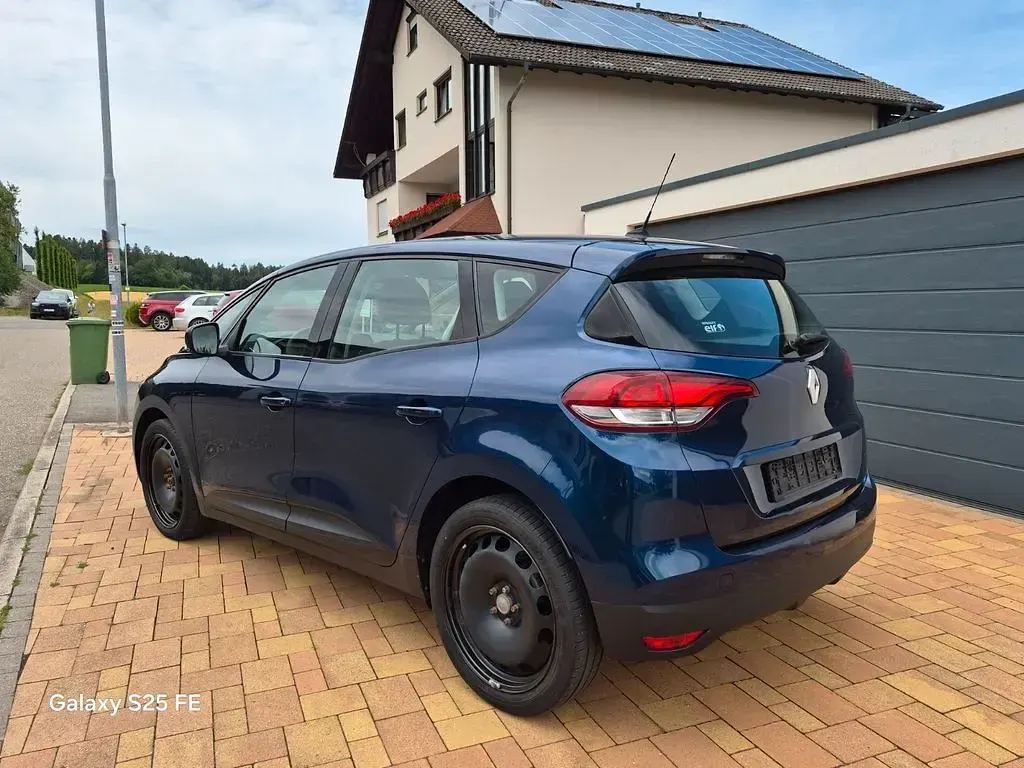 Gebraucht Renault Scénic Life 116 PS (85 kW) 2017 Blau Van / Kleinbus