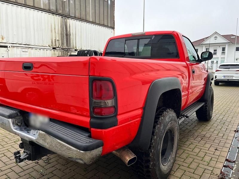 Second-hand Dodge Ram 237 CP (174 kW) 1998 Roșu Pickup