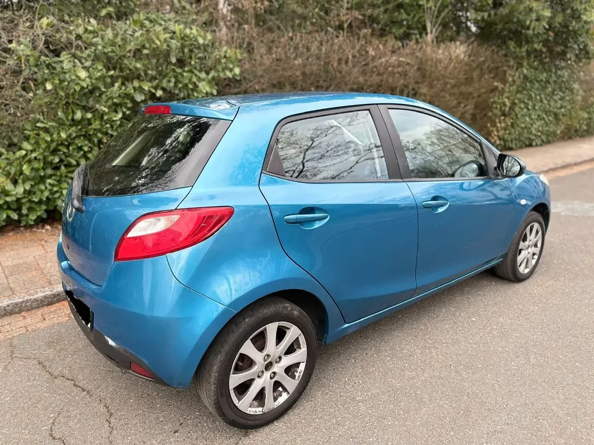 Occasion Mazda 2 Edition 84 ch (61 kW) 2012 Bleue Citadine