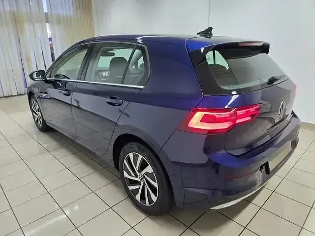 Gebraucht VW Golf VIII Style 245 PS (180 kW) 2021 Weiß Limousine
