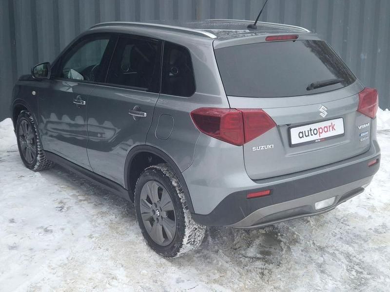 Gebraucht Suzuki Vitara 129 PS (94 kW) 2021 Grau SUV