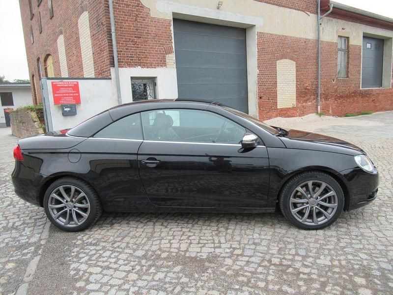 Gebraucht VW Eos 160 PS (117 kW) 2010 Schwarz Cabrio