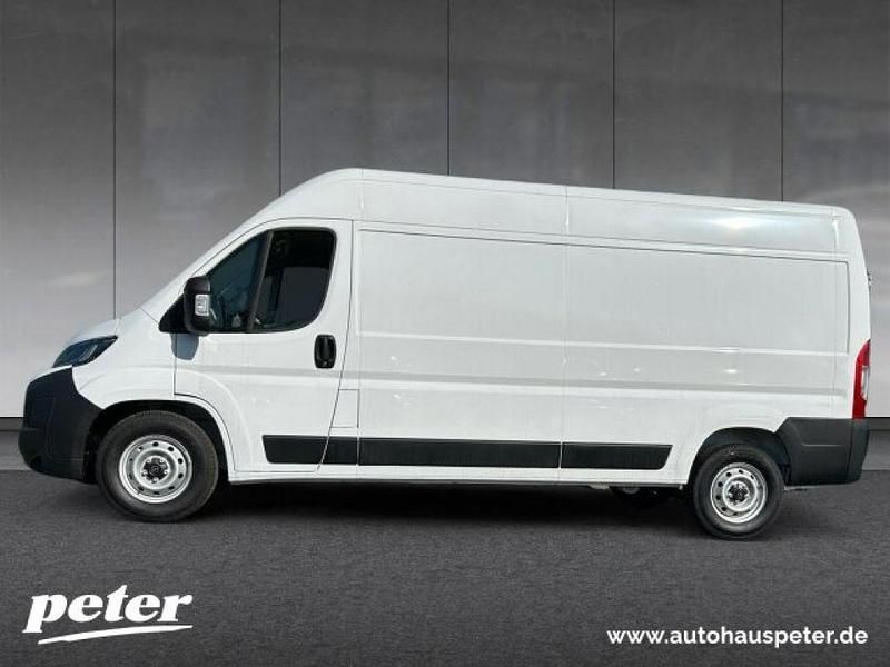 Gebraucht Opel Movano 139 PS (102 kW) 2025 Cassablanca weiß Van