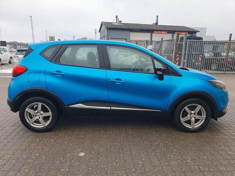 Gebraucht Renault Captur Experience 90 PS (66 kW) 2017 Blau SUV