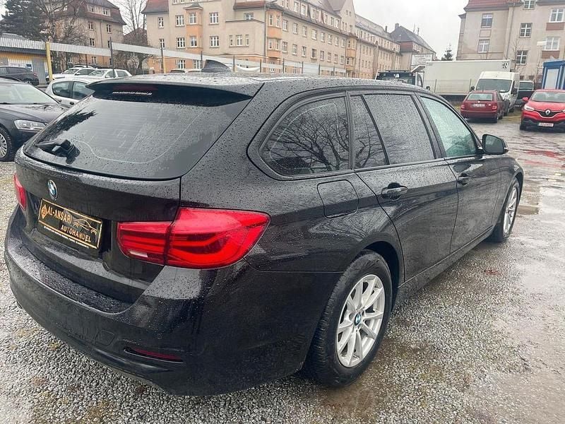 Gebraucht BMW 318 Advantage 136 PS (100 kW) 2016 Schwarz Kombi