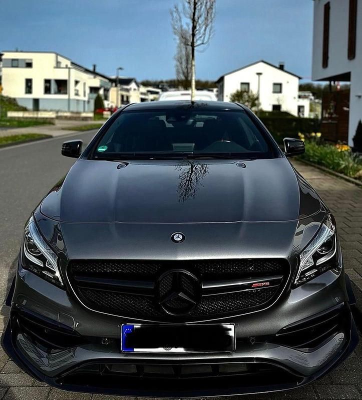 Schwarz Gebraucht 2017 Mercedes CLA45 AMG AMG Coupé | 32.000 € (Fairer Preis) - Bild 1/4