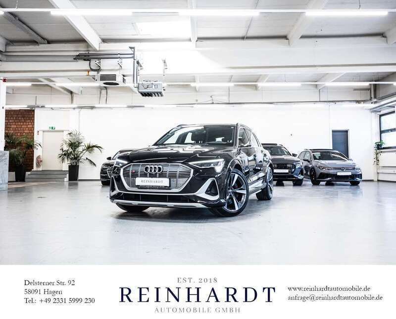 Brillantschwarz Gebraucht 2022 Audi e-tron Ambiente SUV | 41.195 € (Superpreis) - Bild 1/3